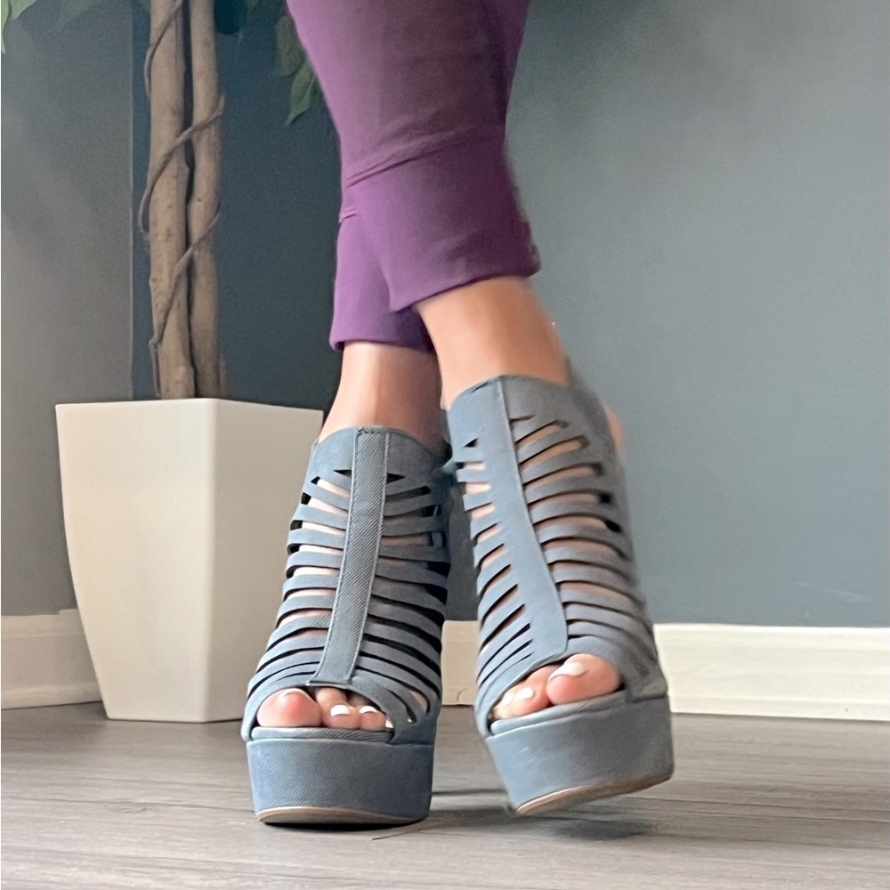 Denim Open Toe Platform - Picture 4 of 6